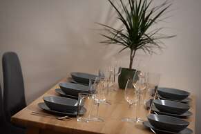 White Swan Boutique Apartments