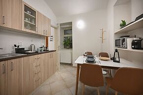 White Swan Boutique Apartments
