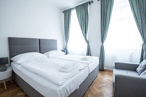 White Swan Boutique Apartments