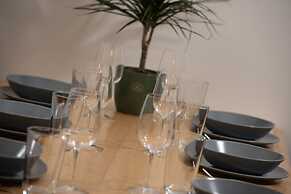 White Swan Boutique Apartments