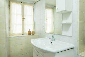 White Swan Boutique Apartments