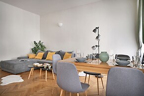 White Swan Boutique Apartments