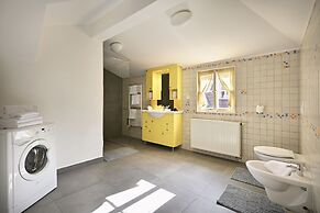 White Swan Boutique Apartments