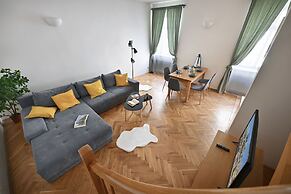 White Swan Boutique Apartments