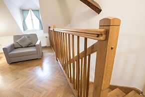 White Swan Boutique Apartments