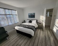 Top Luxury 2 bed Apartment - London