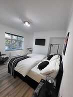 Top Luxury 2 bed Apartment - London