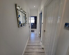 Top Luxury 2 bed Apartment - London