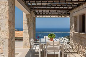 Omega House in Crete