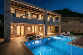 Omega House in Crete