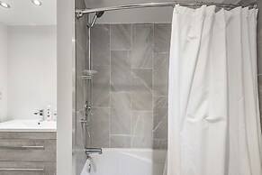 1BR APT in the HEART of Downtown