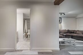 1BR APT in the HEART of Downtown