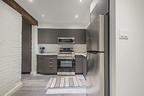 1BR APT in the HEART of Downtown