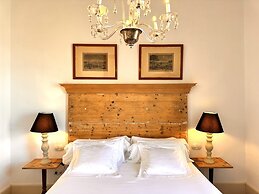 La Casa de los Naranjos