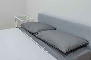 Beautiful 5BR in the HEART of Mile-End