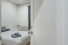 Beautiful 5BR in the HEART of Mile-End