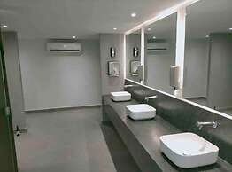 CONDO ARIAN  BY TRVL2HM