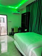 Beniks Courtyard Hotel