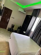 Beniks Courtyard Hotel