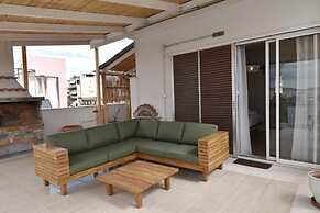 Penthouse Nea Smirni