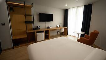 Kwangsu Hotel