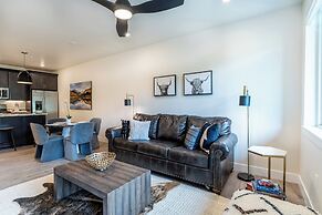 Clearwater Lofts #102, Building 2 by Summit County Mountain Retreats