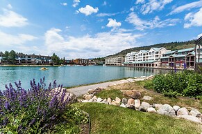 Clearwater Lofts #102, Building 2 by Summit County Mountain Retreats