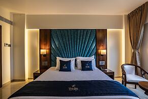 Mastiff Grand The Sia Palace Suites & Banquets, Khopoli (Nr. Imagica)