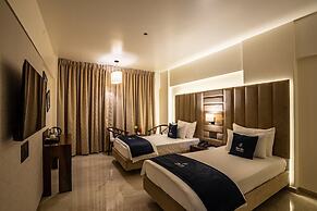 Mastiff Grand The Sia Palace Suites & Banquets, Khopoli (Nr. Imagica)