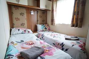 3 Bedroom Caravan at Manor Park Hunstanton