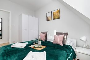 Apartment Lwowska Parking by Renters