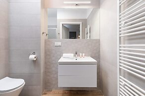 Apartment Lwowska Parking by Renters