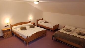 PLOSE Parkhotel & Residence