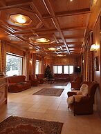 PLOSE Parkhotel & Residence