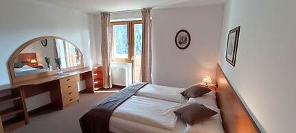 PLOSE Parkhotel & Residence