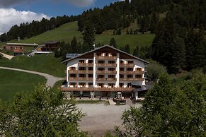 PLOSE Parkhotel & Residence