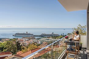 Duplex With sea and Mountain Views, Casa do Castelo