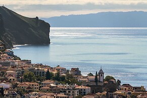 Duplex With sea and Mountain Views, Casa do Castelo