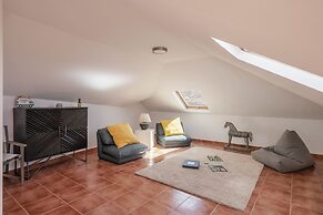 Duplex With sea and Mountain Views, Casa do Castelo