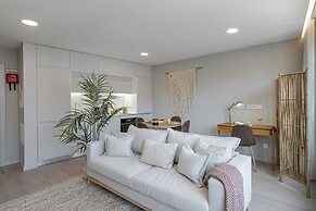 Cine Park Residence by An Island Apart