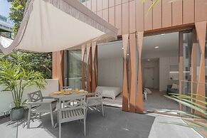 Cine Park Residence by An Island Apart