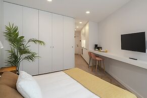 Cine Park Residence by An Island Apart