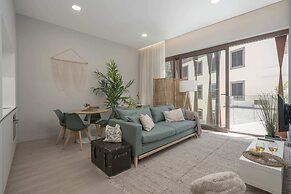 Cine Park Residence by An Island Apart
