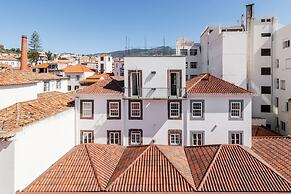 FAA Belas Artes by An Island Apart