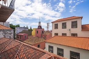 FAA Belas Artes by An Island Apart