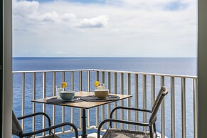 Studio With Pool and sea View - Funchal Sea View I