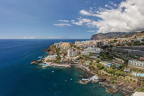 Studio With Pool and sea View - Funchal Sea View I