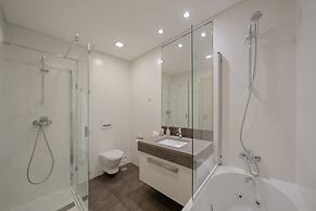 Luxury, Elegance and sea View - Madeira Palace I
