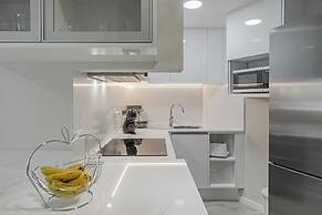 Apartment With sea View - Varandas do Lido I