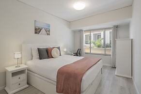 Apartment With sea View - Varandas do Lido I